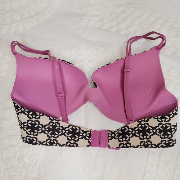 Victoria's Secret Angels Secret Embrace Push Up - Picture 3 of 4